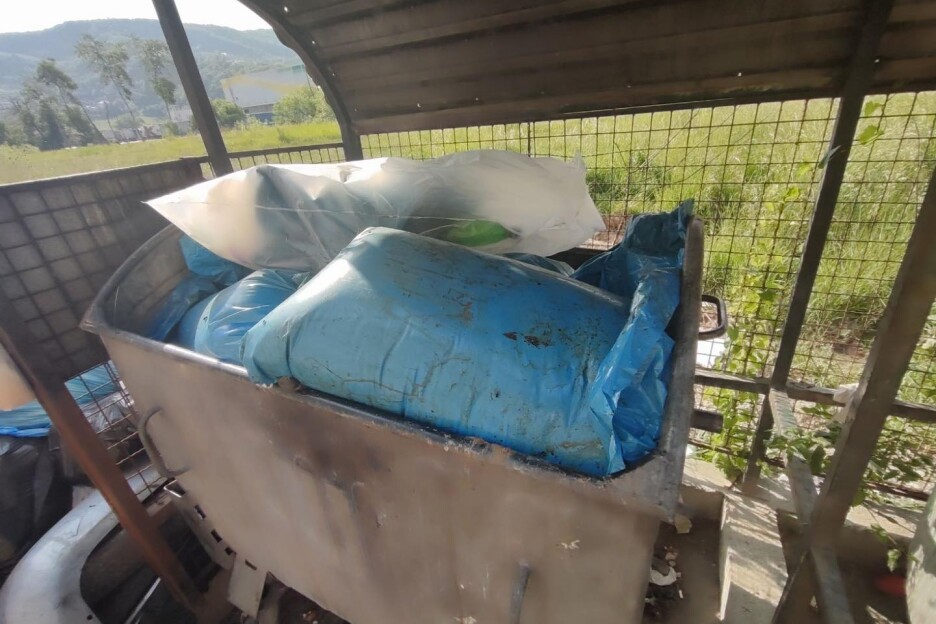 Animalni nusproizvodi moraju se odložiti na mjesta koja su u tu namjenu predviđena ili zakopati na mjestu gdje u blizini nema podzemnih voda (Foto: Facebook)