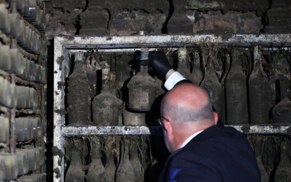 Vlasti planiraju dio rijetkih vina prodati na aukciji (Foto: Reuters)