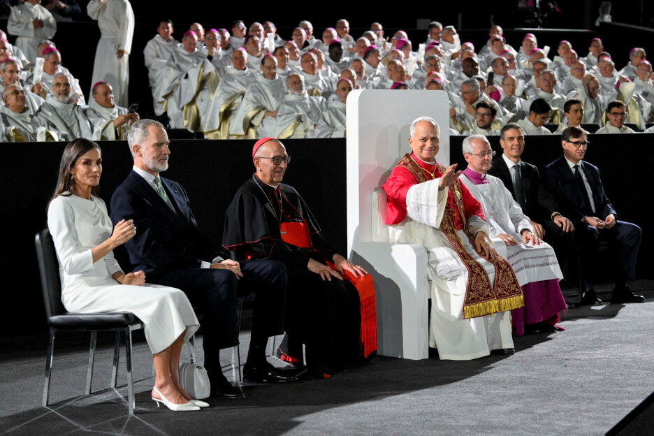 Ceremoniju je predvodio Papa Lav XIV koji je blagoslovio novi toranj visok 172,5 metara (Foto: Reuters)