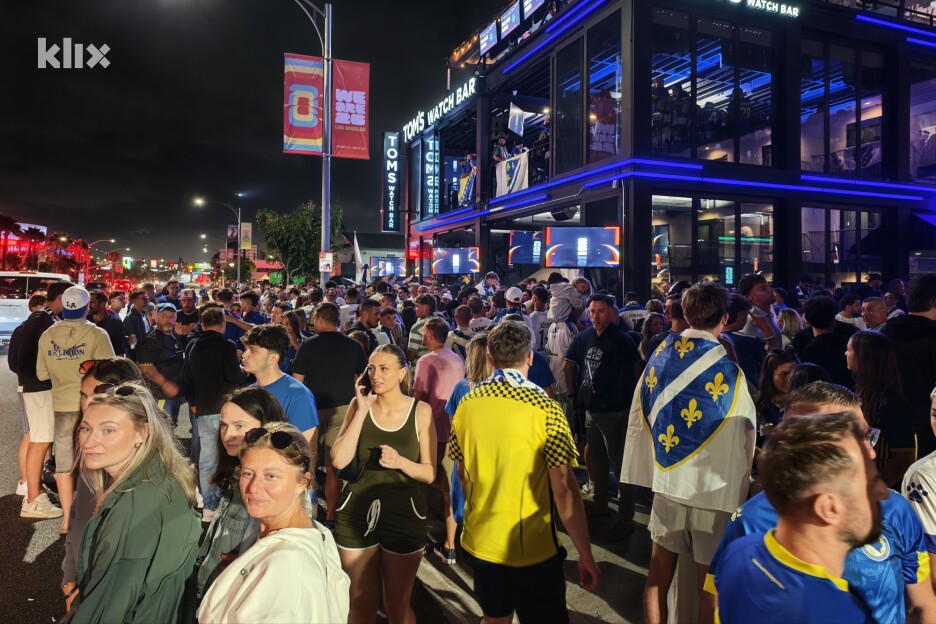 Iako je utakmica tek ujutru, navijači BiH su već na ulicama Los Angelesa (Foto: E. M./Klix.ba)