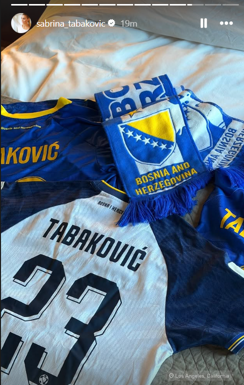 Dres Harisa Tabakovića i šal reprezentacije BiH (Foto: Instagram)