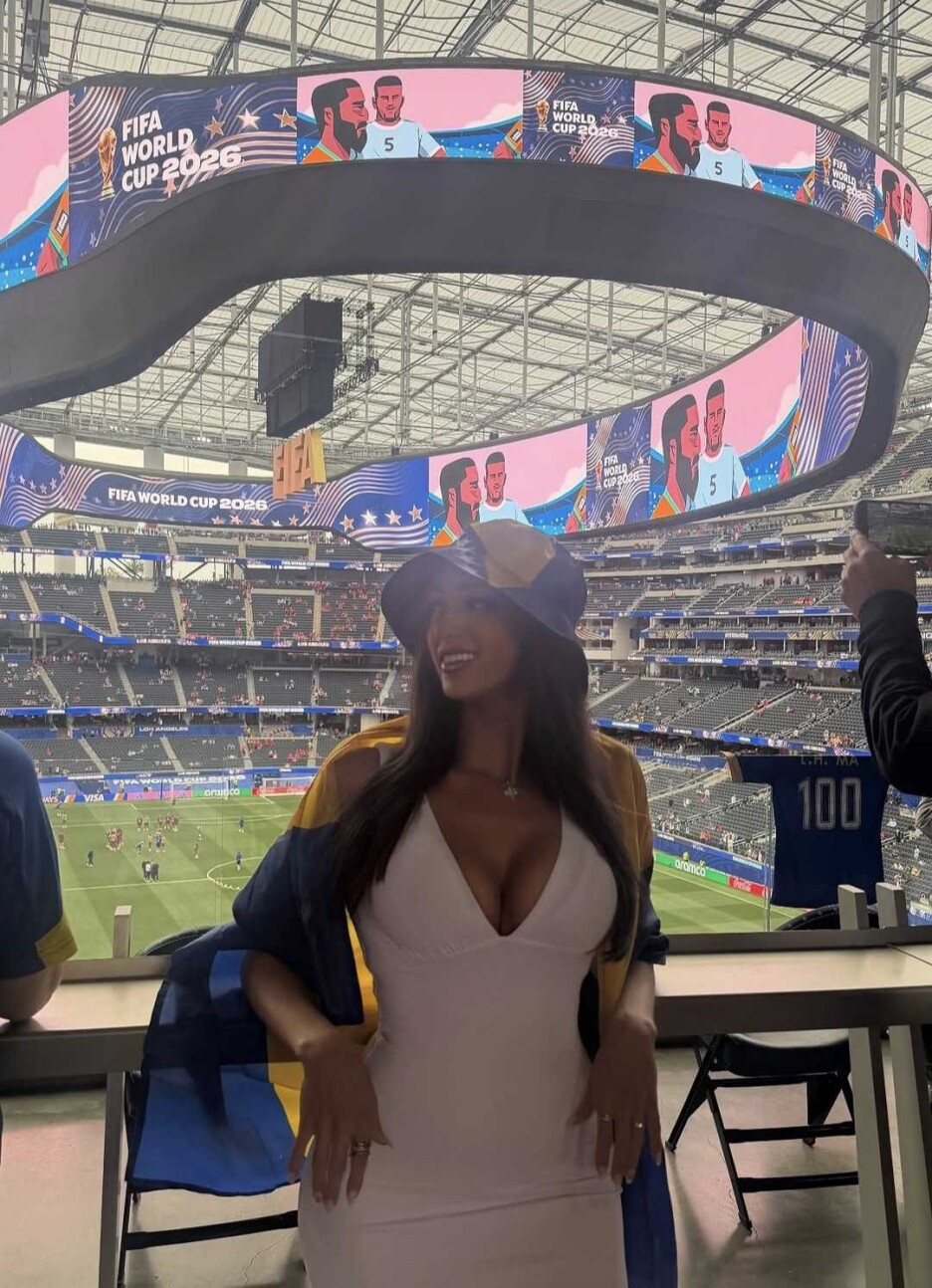 Emina Dedić na stadionu SoFi u Los Angelesu (Foto: Instagram)