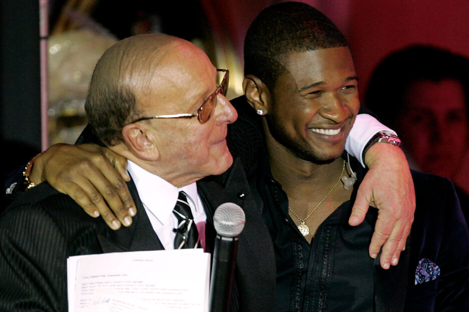 Clive Davis i Usher (Foto: AP)