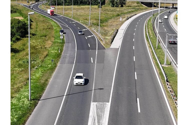 Vlasnicima vozila kojima su tokom nadzora utvrđeni prekršaji na kućne će adrese biti dostavljene obavijesti o počinjenim prekršajima (Foto: PU Zagreb)