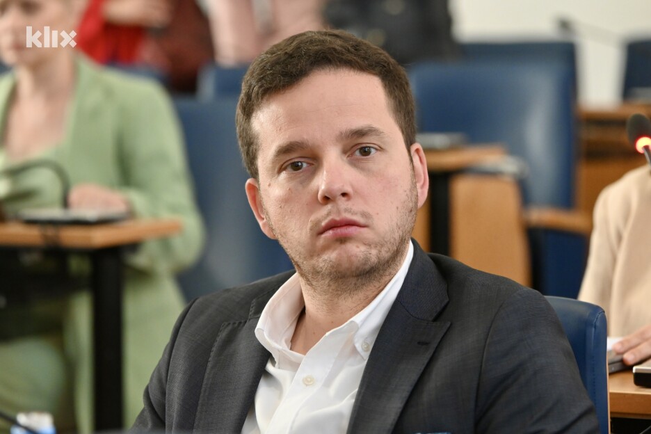 Kantonalni premijer u ostavci je rekao da će iskoristiti sve pravne lijekove da ospore tražena potraživanja (Foto: V. D./Klix.ba)
