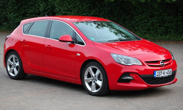 Opel Astra J