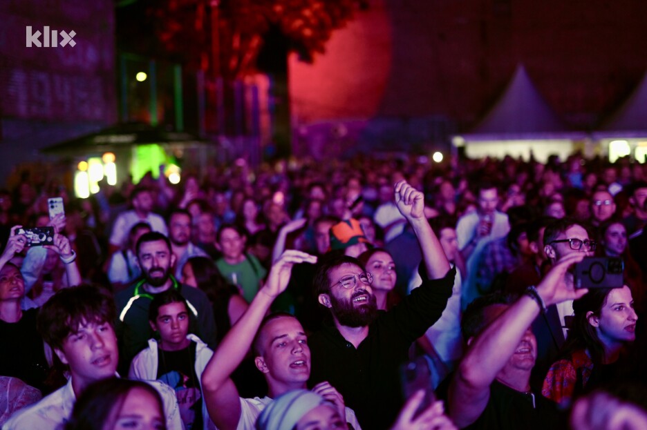 Publika je tokom cijele večeri uživala u odličnoj muzici (Foto: T. S./Klix.ba)