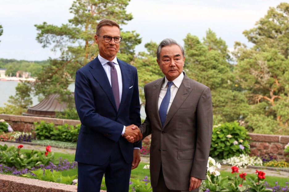 Predsjednik Finske Alexander Stubb i šef kineske diplomatije Wang Yi