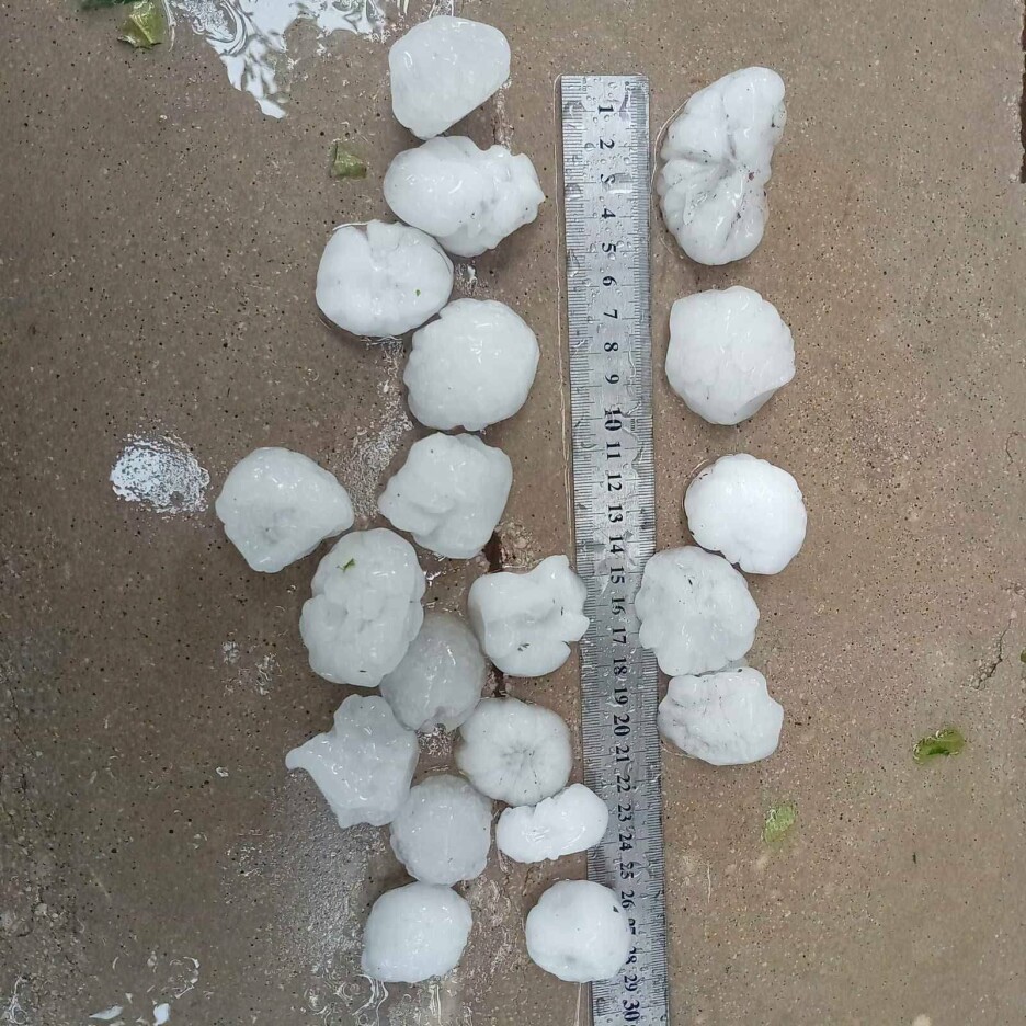 Šteta na imovini je ogromna, ali i na stambenim objektima i poljoprivedi (Foto: Facebook)