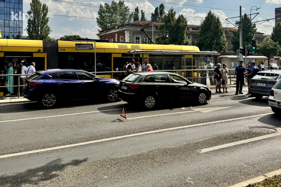 MUP KS-a nema informacije o ovoj nesreći te se radi o načinjenoj materijalnoj šteti (Foto: Klix.ba)
