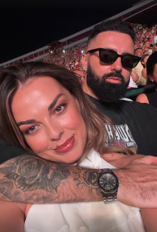 Jala Brat sa suprugom Almom na koncertu Dine Merlina(Foto: Screenshot/ Instagram)