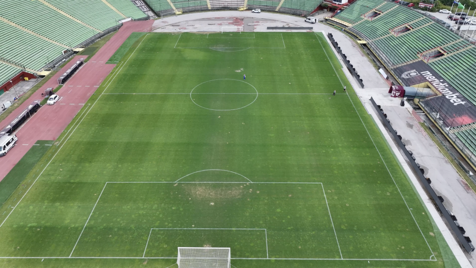 U prilogu fotografija stanja terena na dan 13. juli snimljena poslije utakmice FK Sarajevo I Inter Turku