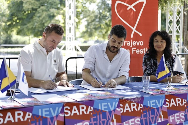 Potpisivanje ugovora o saradnji Općina Novi Grad i SFF u Centru Safet Zajko (Foto: I. Š./Klix.ba)