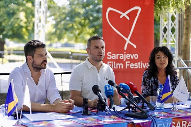 Potpisivanje ugovora o saradnji Općina Novi Grad i SFF u Centru Safet Zajko (Foto: I. Š./Klix.ba)