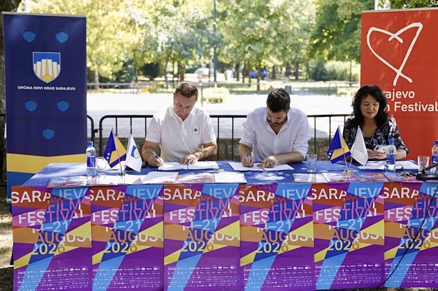 Potpisivanje ugovora o saradnji Općina Novi Grad i SFF u Centru Safet Zajko (Foto: I. Š./Klix.ba)