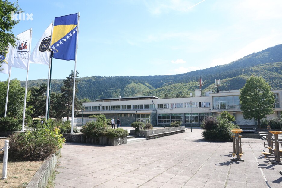 Dom kulture u Hrasnici je izgrađen 1954. godine (Foto: S. S./Klix.ba)