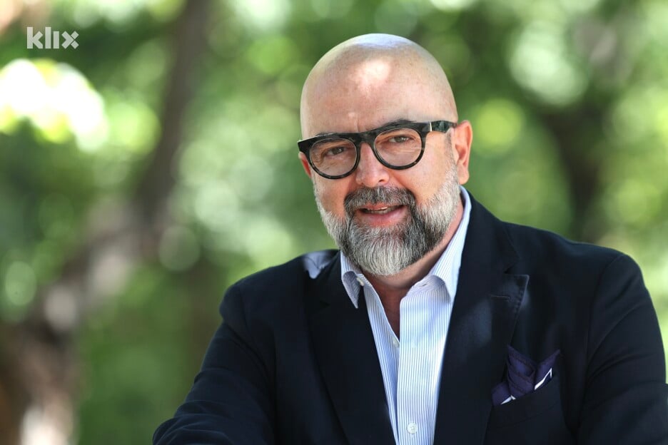 Damir Šehanović je i autor knjige