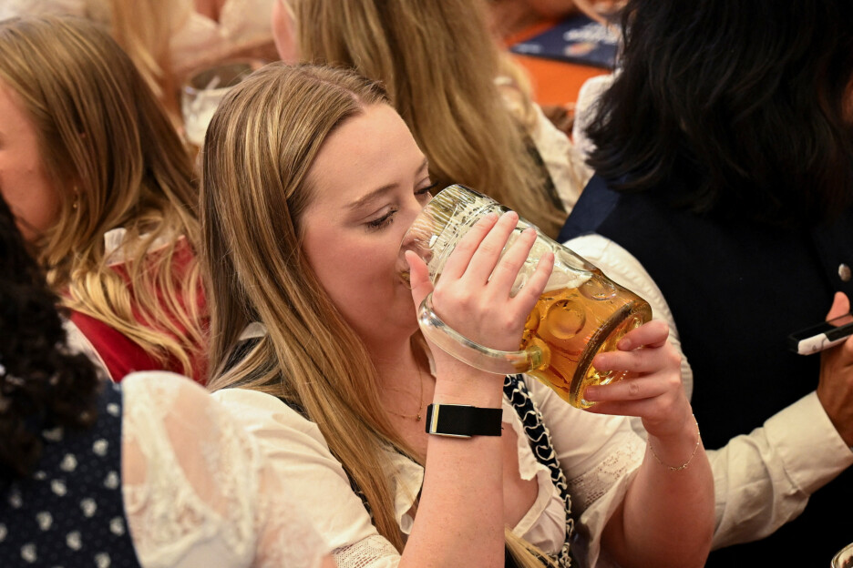 Cijena piva na Oktoberfestu 2026. bit će između 14,80 i 15,90 eura (Foto: Reuters)