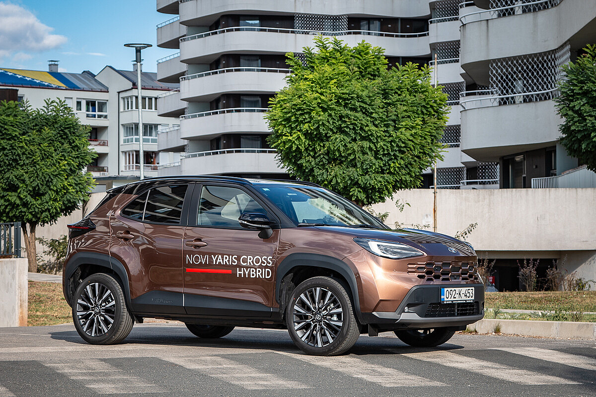 Testirali smo redizajnirani Toyota Yaris Cross: Miljenik ljepšeg spola kojeg ne vole vlasnici benzinskih pumpi