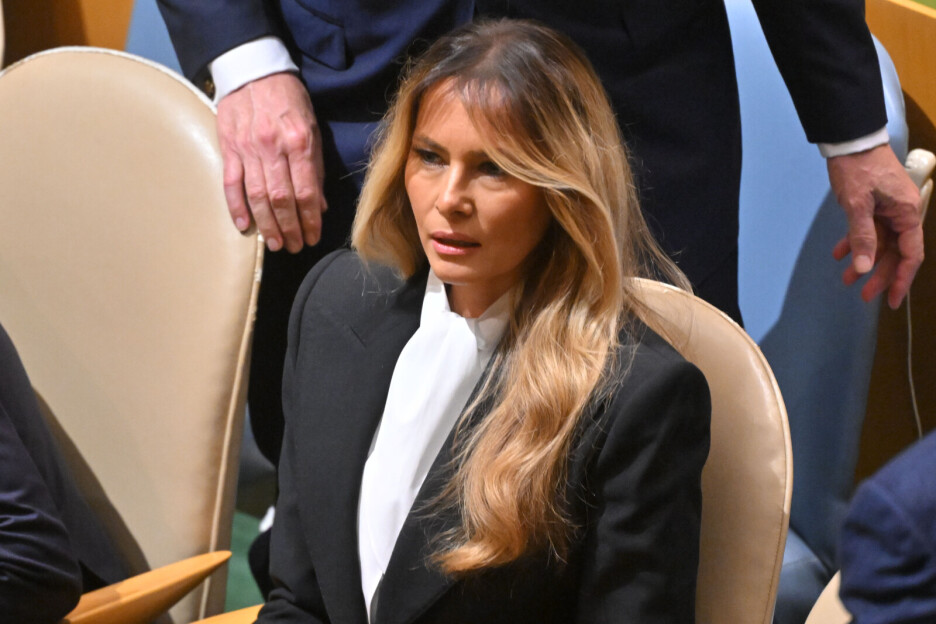 Melania Trump u Dolce & Gabanna odijelu (Foto: EPA-EFE)