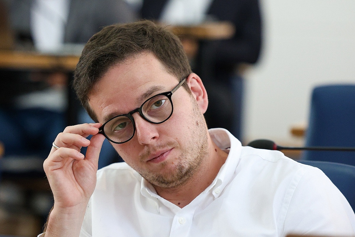 Nihad Uk uzvratio Sivri: "Kako smo od najbolje postali najgora Vlada KS?"