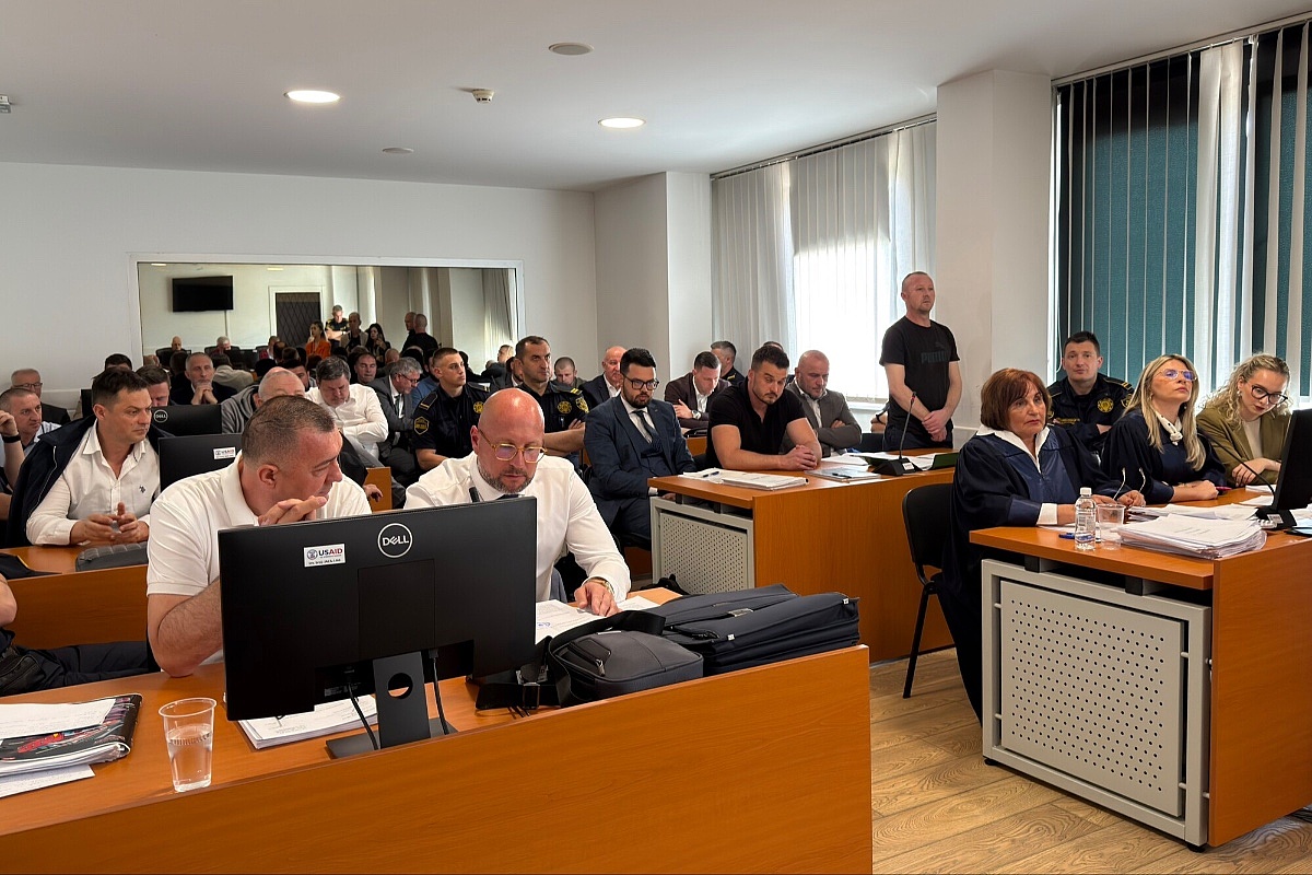 Nastavlja se suđenje policajcima koje terete za iskorištavanje maloljetnica u Tuzli, slijedi saslušanje žrtava
