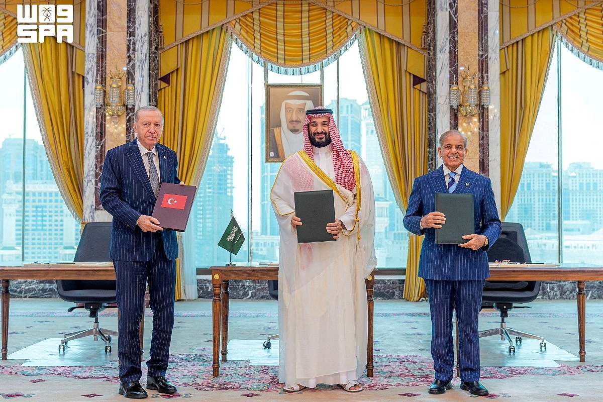 Iz Turske najavljeno širenje "muslimanskog NATO-a": U vojni savez sa Saudijcima i Pakistanom bi mogao i Iran