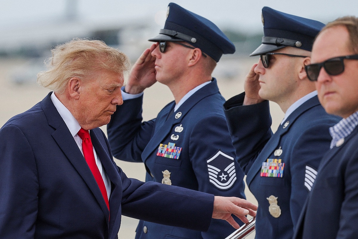 Trump odbio prijedlog Irana o Hormuškom moreuzu: 'Žele dogovor jer gube'