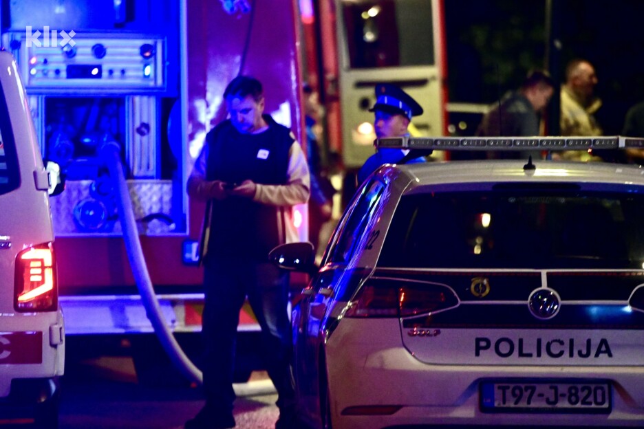 Vatrogasci rade na lokalizaciji požara (Foto: V. D./Klix.ba)