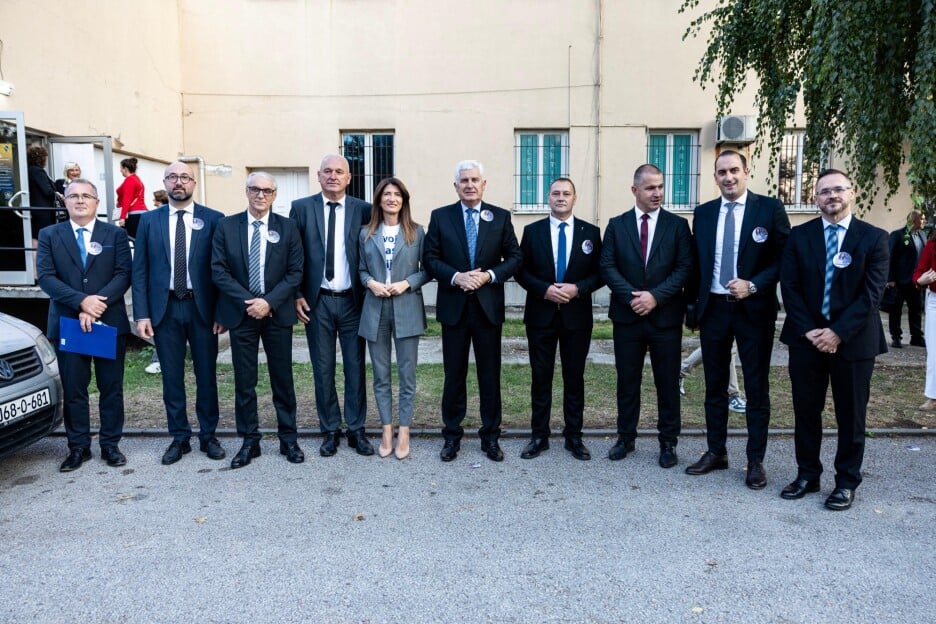 Poručeno je kako hrvatski narod na području Tuzle i Tuzlanskog kantona mora biti aktivan i ravnopravan sudionik političkog života (Foto: HDZ)
