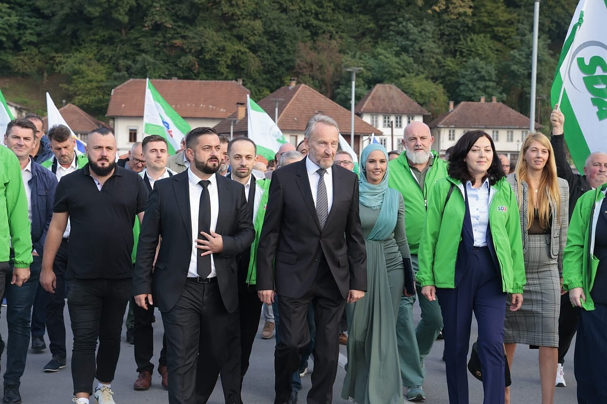 Izetbegović u Maglaju: Mi tonemo kao država, oni koji su se ponizili ne mogu iznijeti ono što dolazi