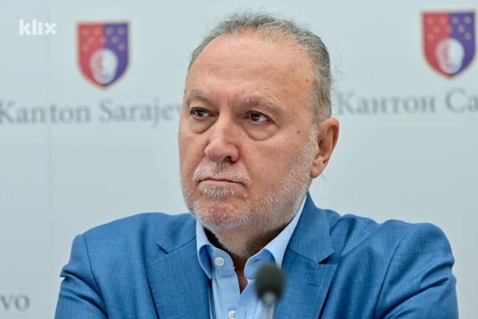 Pandurević: 70 posto mladih u Sarajevu ne može podići kredit za nekretninu (Foto: V. D./Klix.ba)