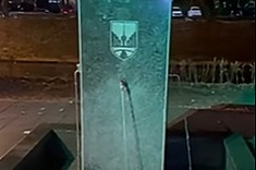 Dok traju redukcije vode u Sarajevu: Na Vilsonovom šetalištu ostavljene odvrnute česme, reagovao ViK