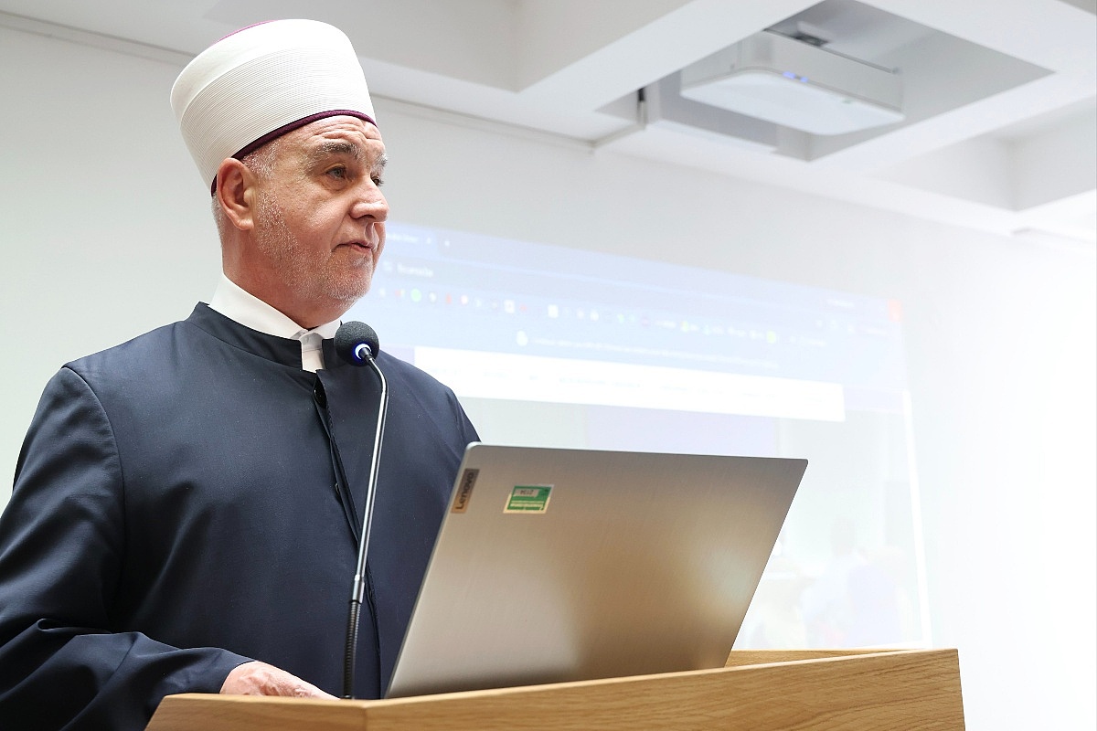 Protiv straha i stereotipa: Reis Kavazović ponudio formulu za borbu protiv islamofobije