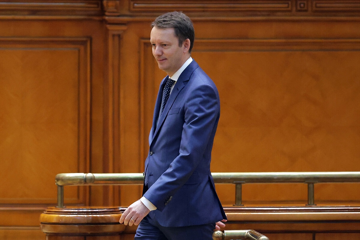 Rumunija ulazi u političku paralizu: Odbijen prijedlog za premijera, najavljuju se novi izbori