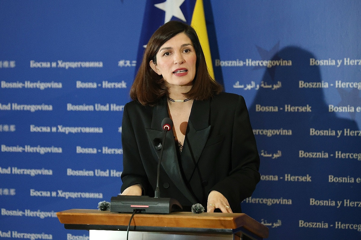 Sabina Ćudić: Pojedini su kampanju posvetili ratu, ja vam "prijetim" mirom; interes Srba je da SNSD ne vlada