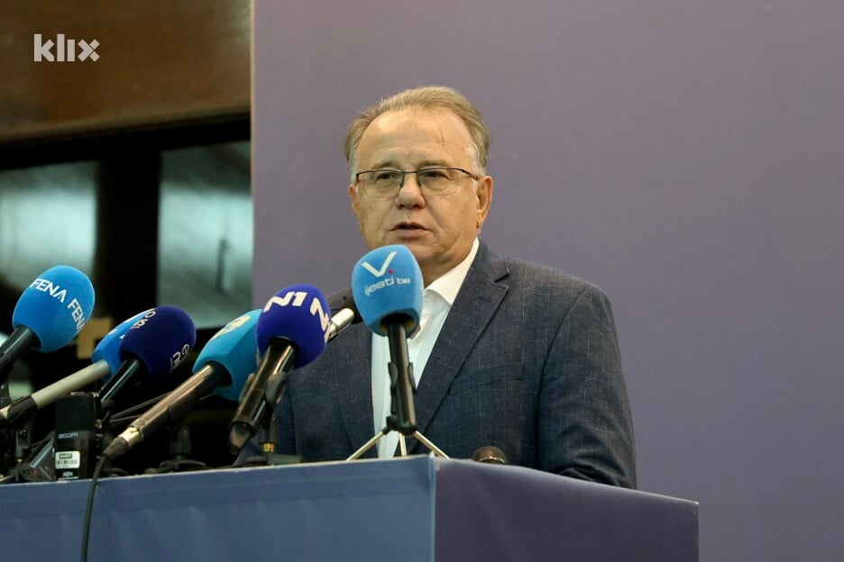 Premijer Federacije BiH Nermin Nikšić (Foto: I. Š./Klix.ba)