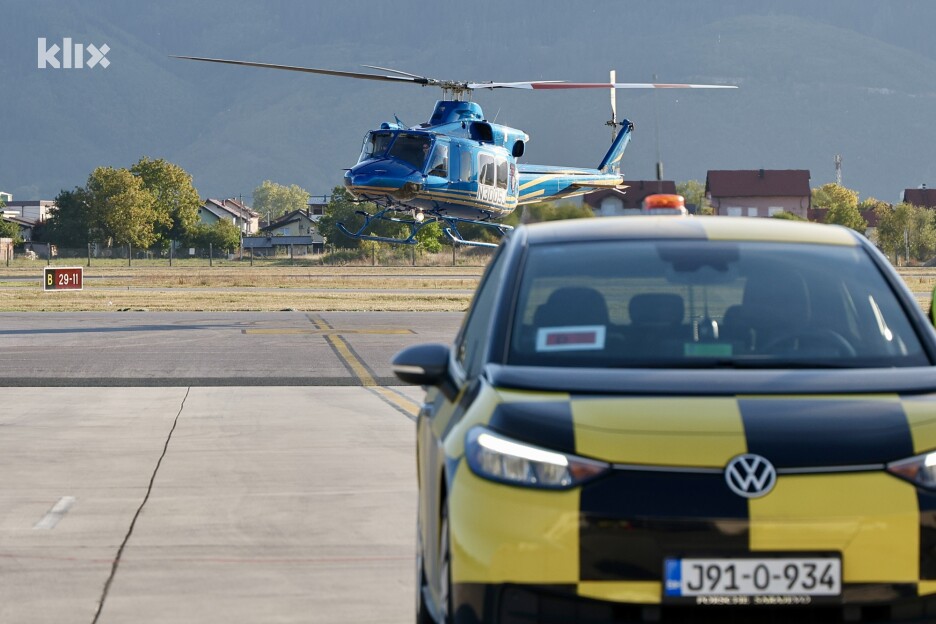 Povratak helikoptera iz Praga u Sarajevo (Foto: I. Š./Klix.ba)