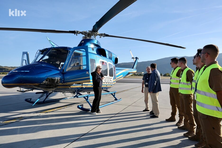Helikopter će se koristiti za policijske zadatke, medicinski transport i gašenje požara (Foto: I. Š./Klix.ba)