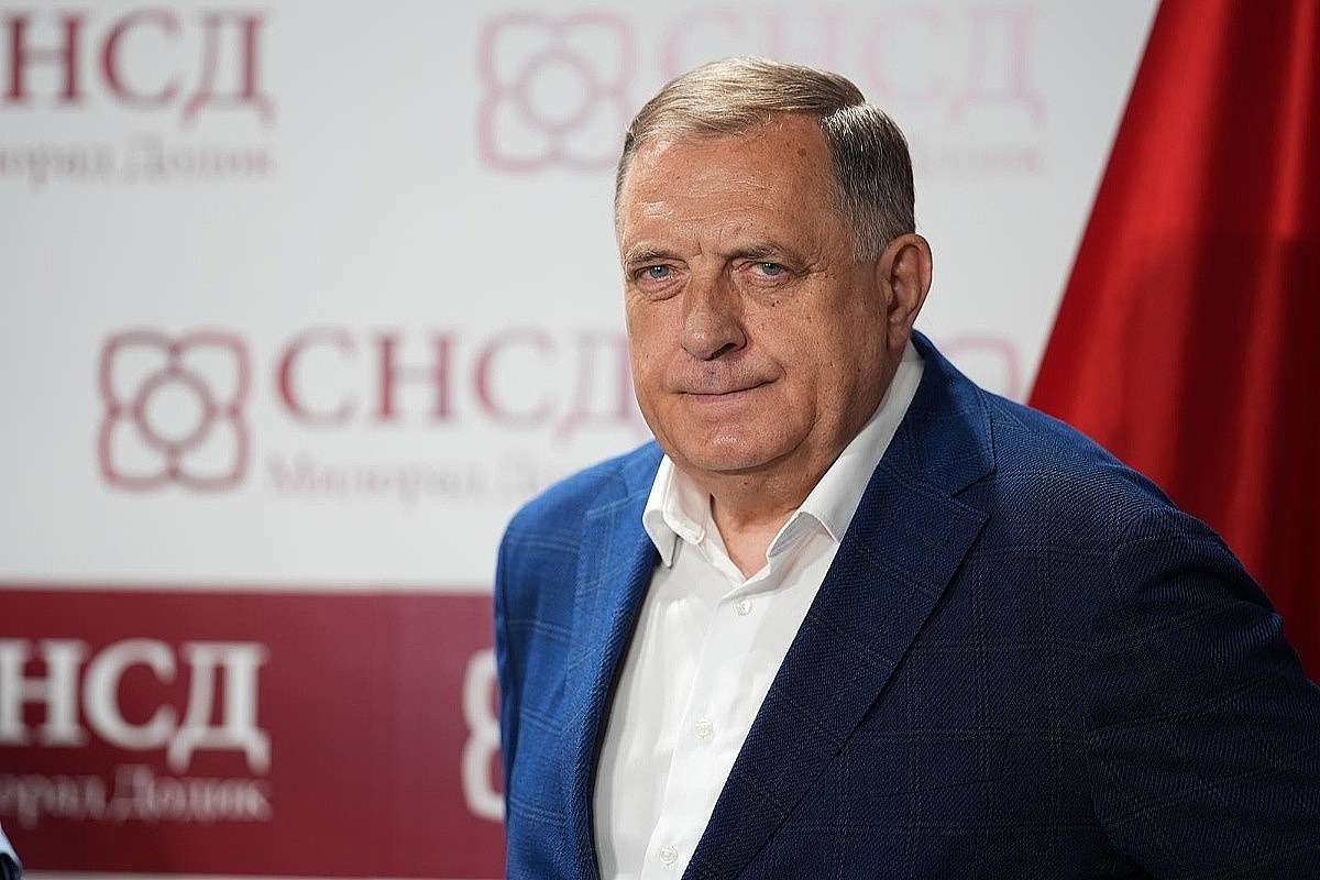 Dodik najavio da će polovinom iduće godine prosječna plata u RS-u biti 1.000 eura
