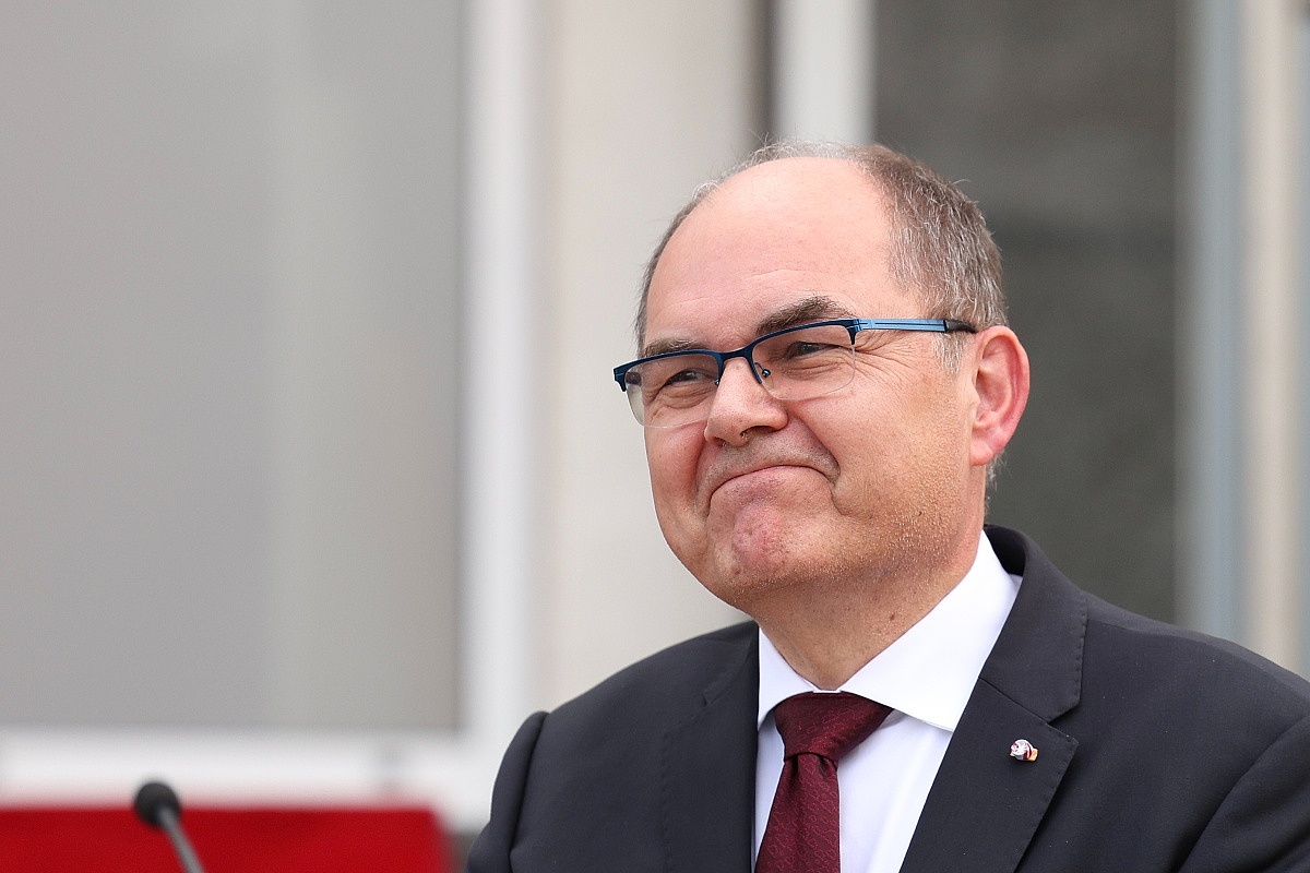 Izbori u sjeni Christiana Schmidta: Popis stanovništva, zaustavljanje "bugarskog voza" i rezultati u sat vremena