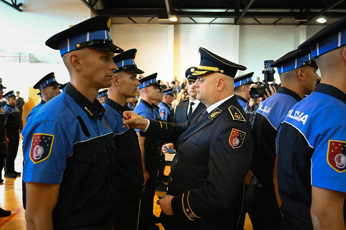 Kanton Sarajevo dobio još 56 policajaca, Katica najavio nova zapošljavanja