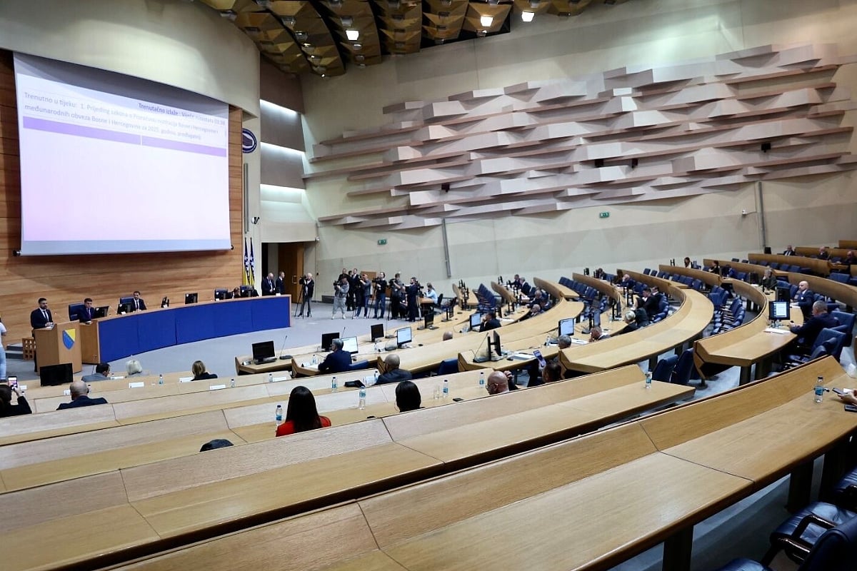 Mnogo novih lica: Ovo su imena zastupnika koji su dobili mandat u državnom parlamentu