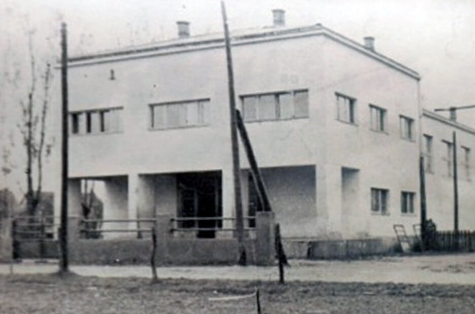 Zgrada u kojoj je održano II zasjedanje ZAVNOBiH-a i koja je srušena tokom rata