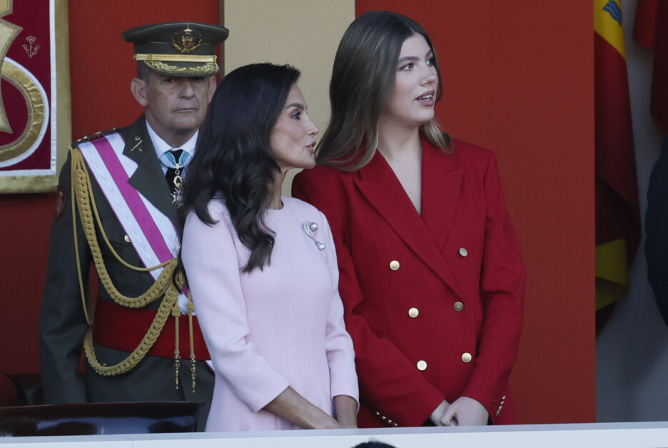 Kraljica Letizia s princezom Sofijom (Foto: EPA-EFE)