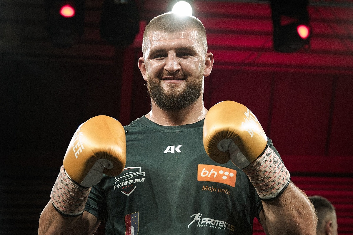 Ahmed Krnjić među 25 najboljih teškaša svijeta u WBC organizaciji