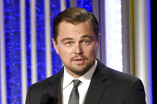DiCaprio snimljen na plaži bez majice: Na mrežama se nižu nemilosrdni komentari zbog zaobljenog stomaka