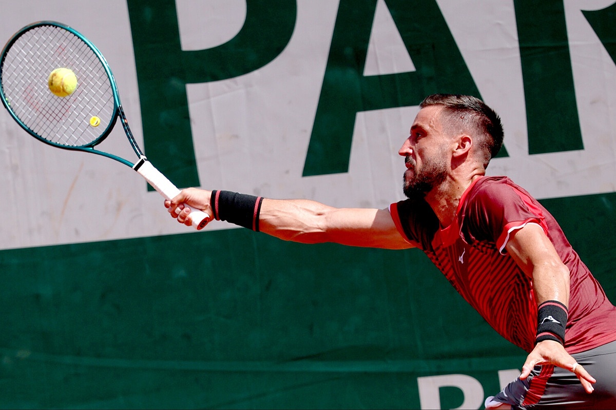Džumhur uz manje probleme uspješno otvorio turnir u Italiji i plasirao se u osminu finala