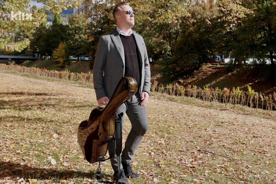 Mladim muzičarima poručuje da će sve ono što vrijedi naći svoj put na kraju (Foto: I. Š./Klix.ba)