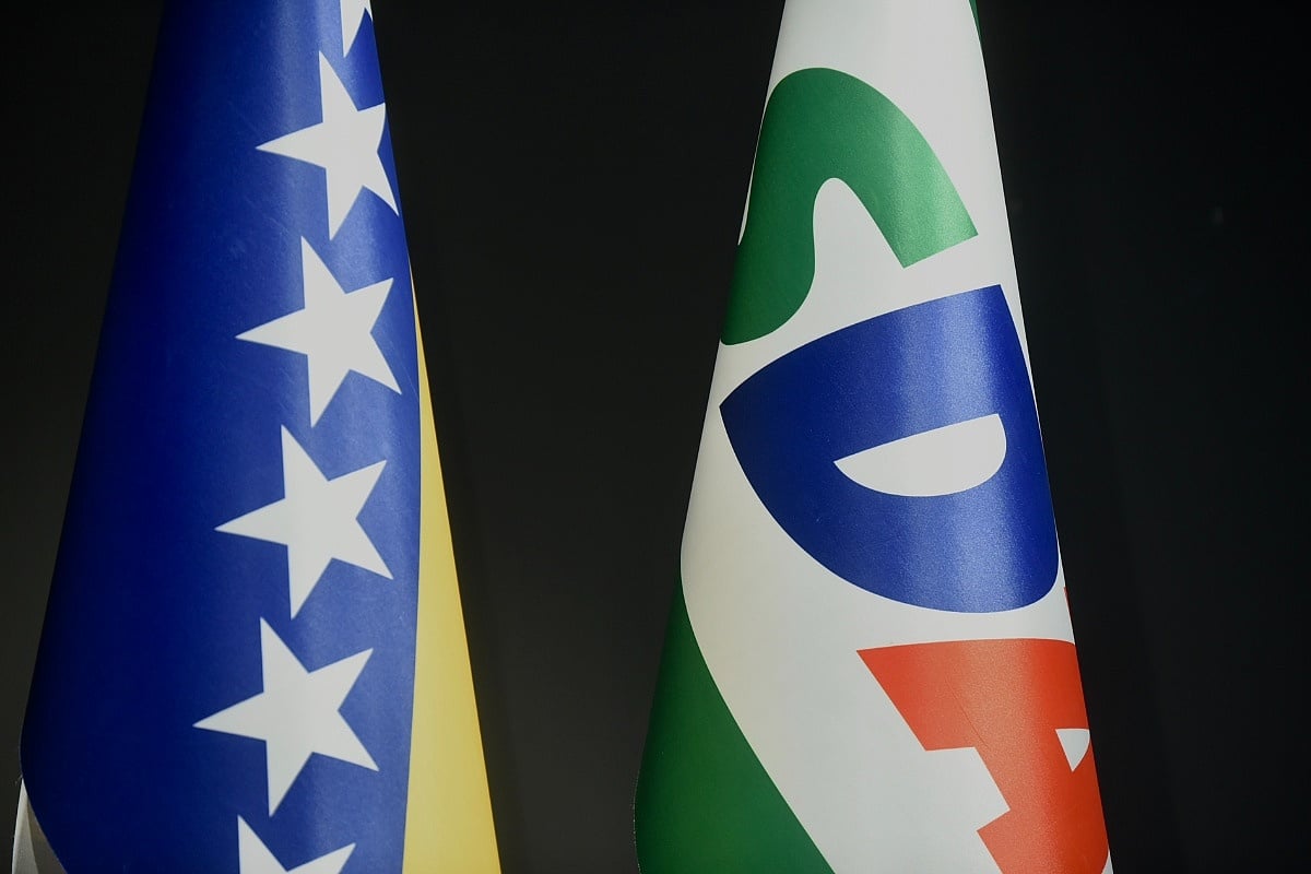 CIK BiH kaznio SDA 4.500 KM zbog zloupotrebe djece